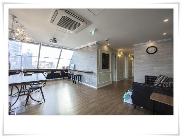 First Guesthouse Busan Esterno foto