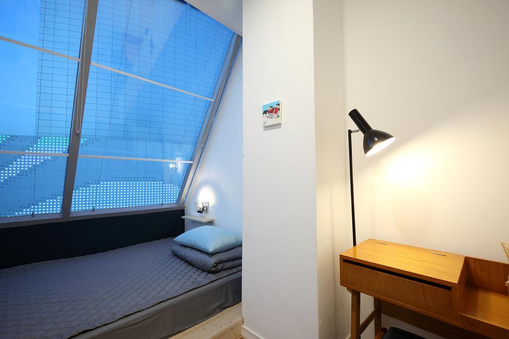First Guesthouse Busan Esterno foto